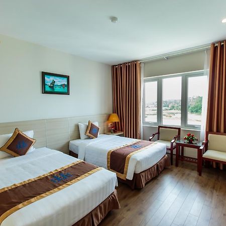 Halong Harbour Hotel Ха Лонг Екстериор снимка