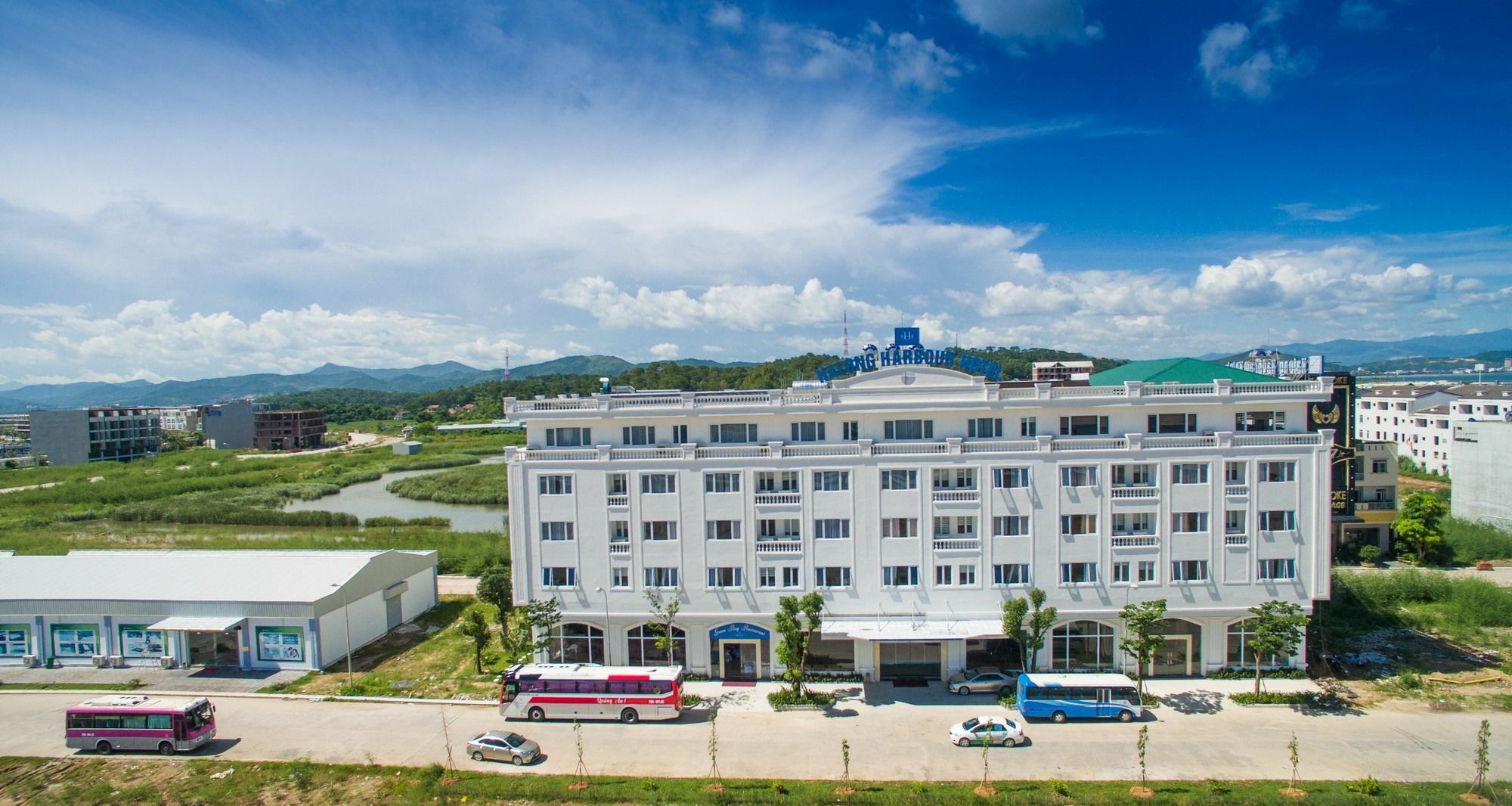 Halong Harbour Hotel Ха Лонг Екстериор снимка
